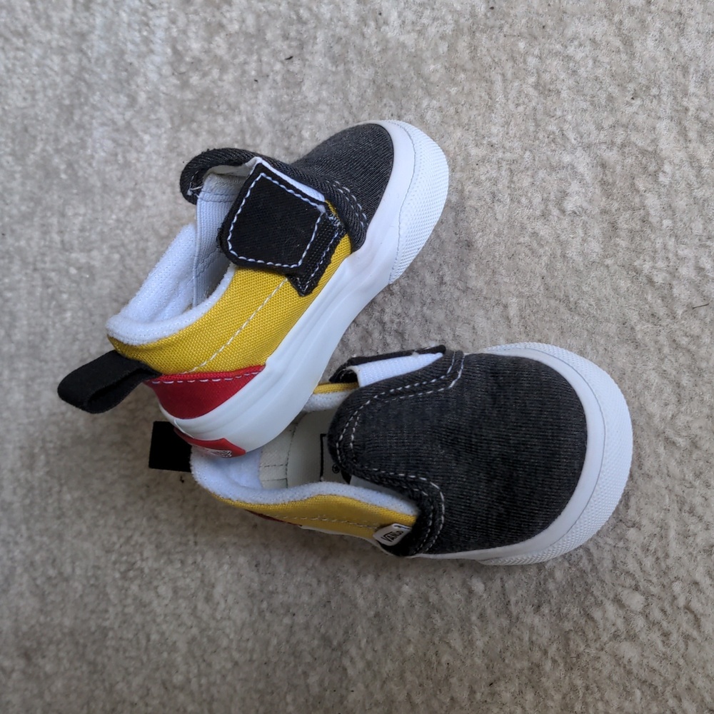 Vans slip-on toddler shoes size 2